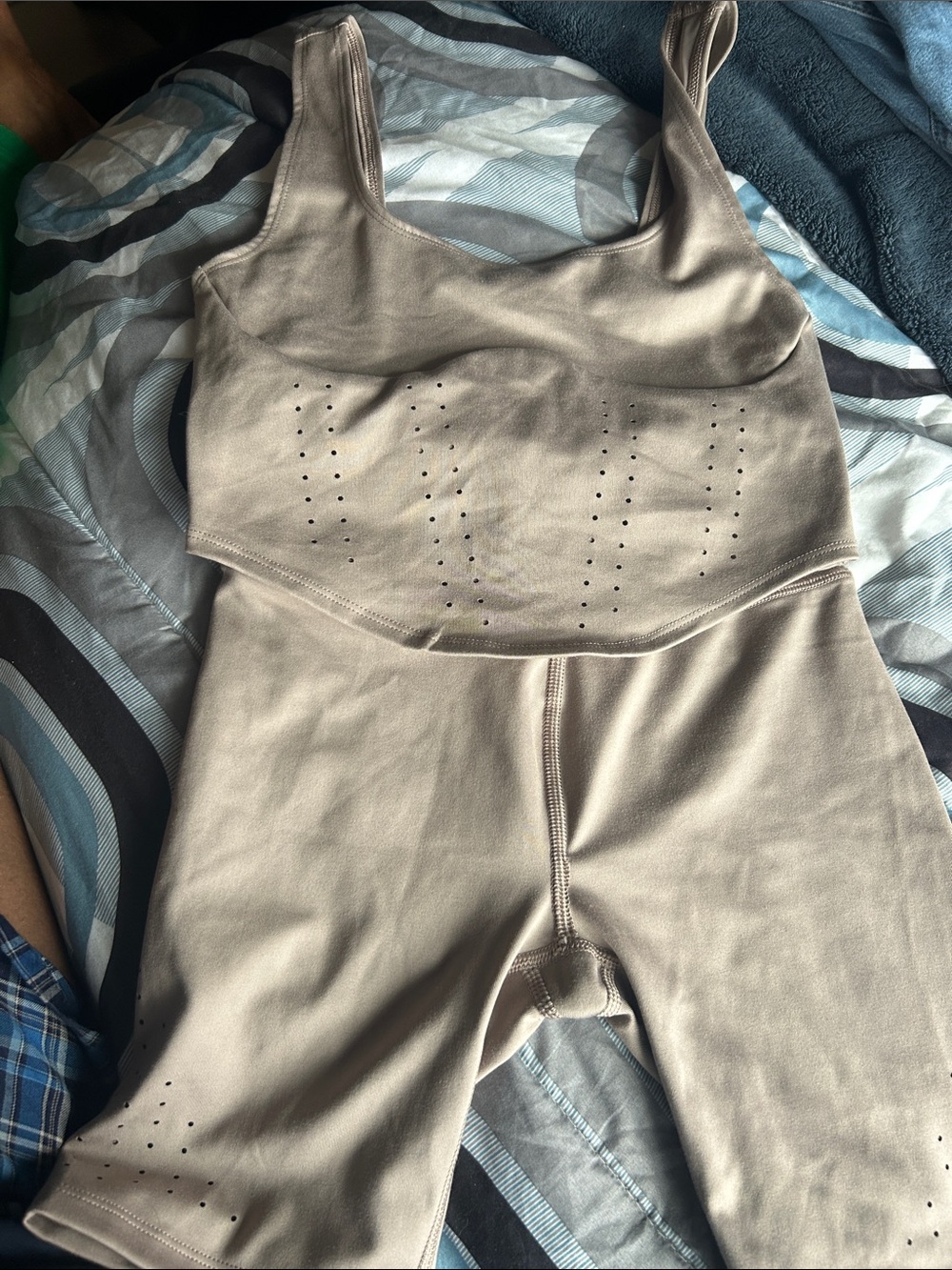 Seamless Beige Sculpting 2 piece set